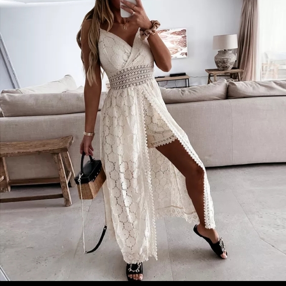 ♥️NWT Feminine Embroidery Jumpsui dress. XL - Picture 5 of 10